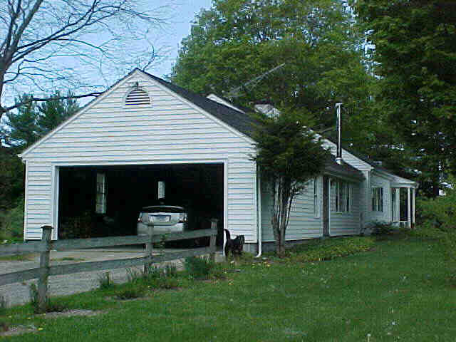 Building photograph for 22 ROBIN HILL LANE
